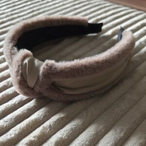 Twine And Love Furry Headband